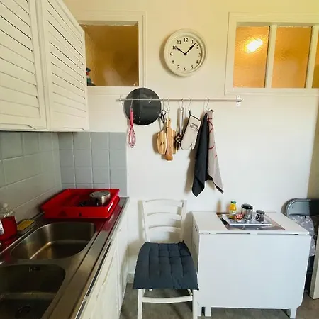 Cosy Avec Parking Et Wifi Gratuit شقة